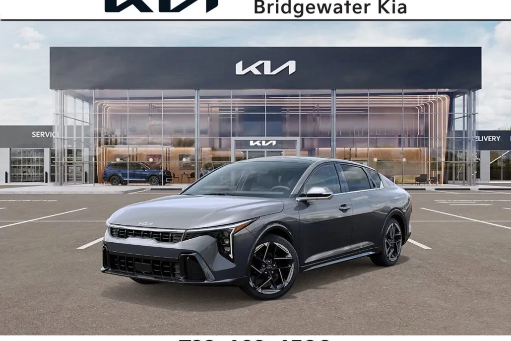 2025 Kia K4 GT-Line photo 1