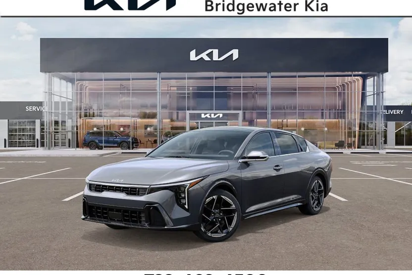 2025 Kia K4 GT-Line photo 1