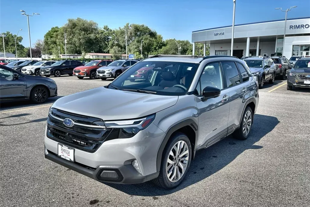 2025 Subaru Forester Touring photo 1
