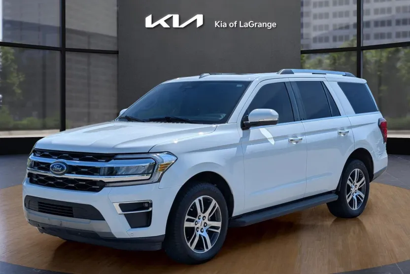 2024 Ford Expedition Limited photo 1