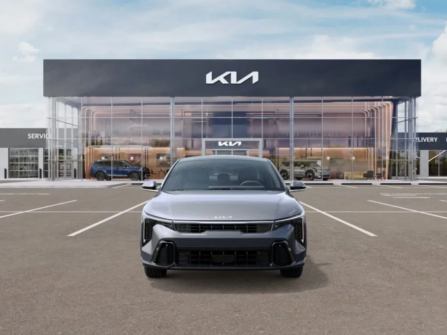 2025 Kia K4 GT-Line Turbo photo 1