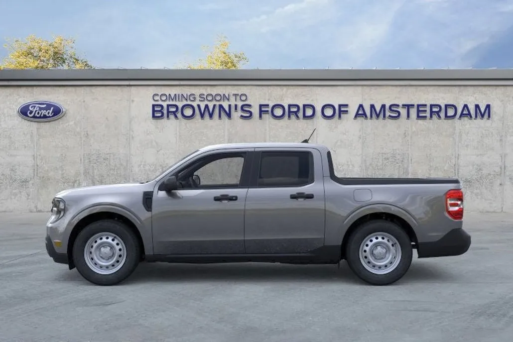2025 Ford Maverick XL photo 1