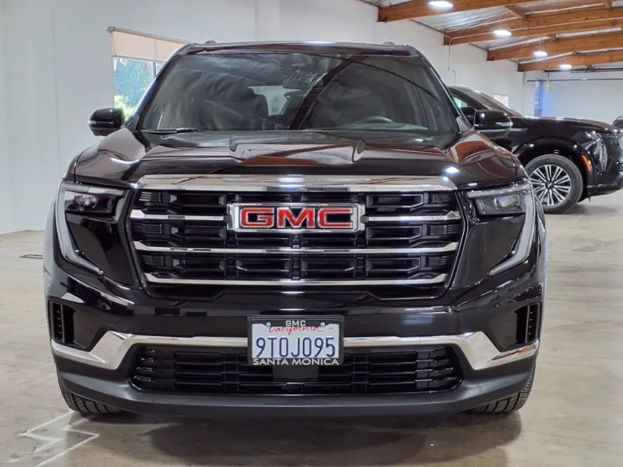 2025 Gmc Acadia Elevation photo 1