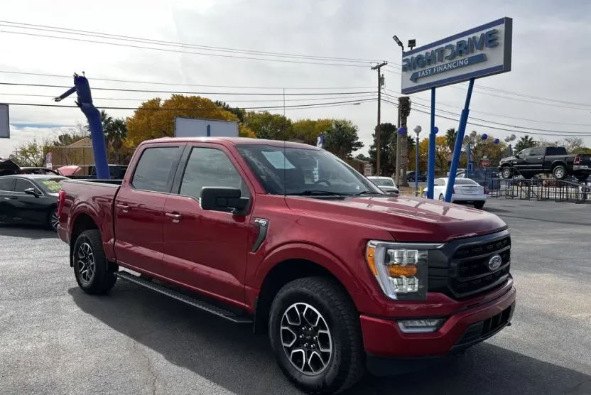 2021 Ford F-150 XLT photo 1