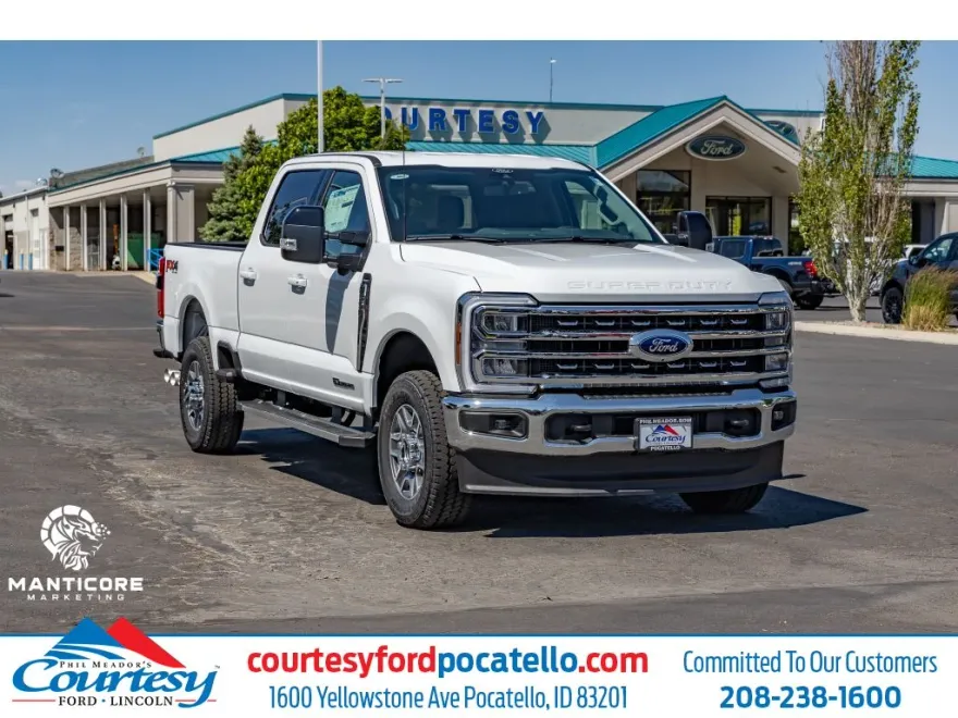 2025 Ford F-350 Lariat photo 1