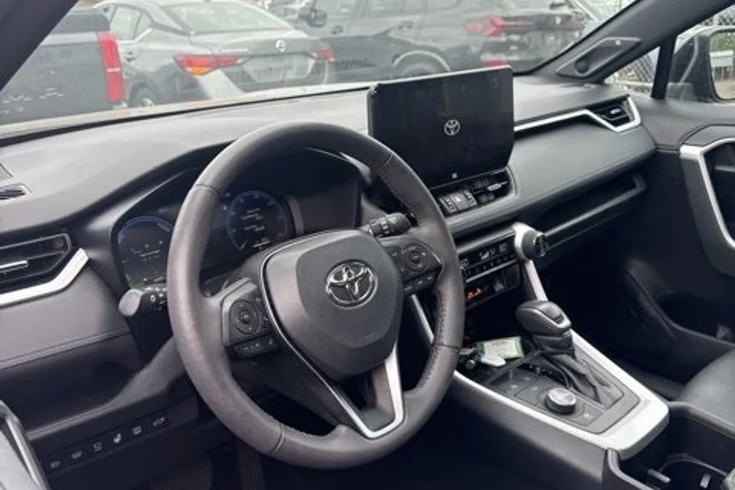 2023 Toyota RAV4 Hybrid XSE photo 1