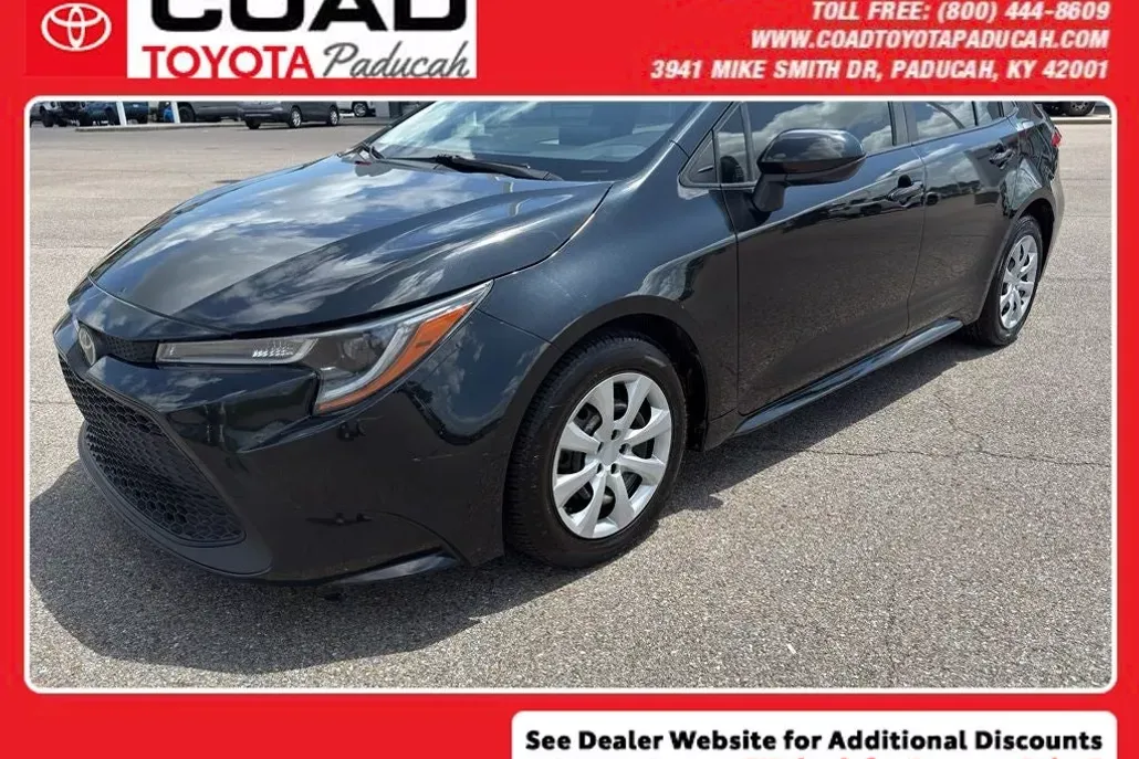 2022 Toyota Corolla LE photo 1