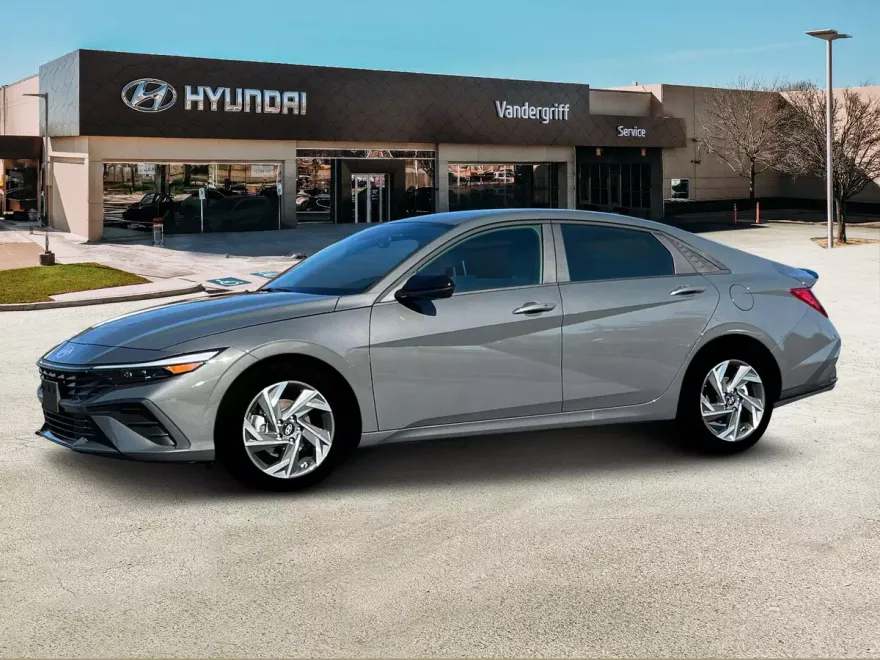 2025 Hyundai Elantra SEL Sport photo 1