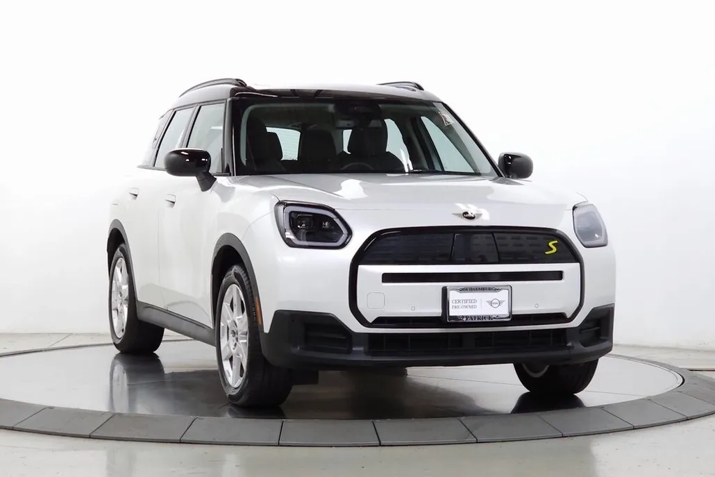 2025 Mini Countryman SE ALL4 photo 1