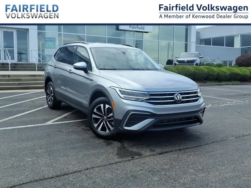 2024 Volkswagen Tiguan S photo 1