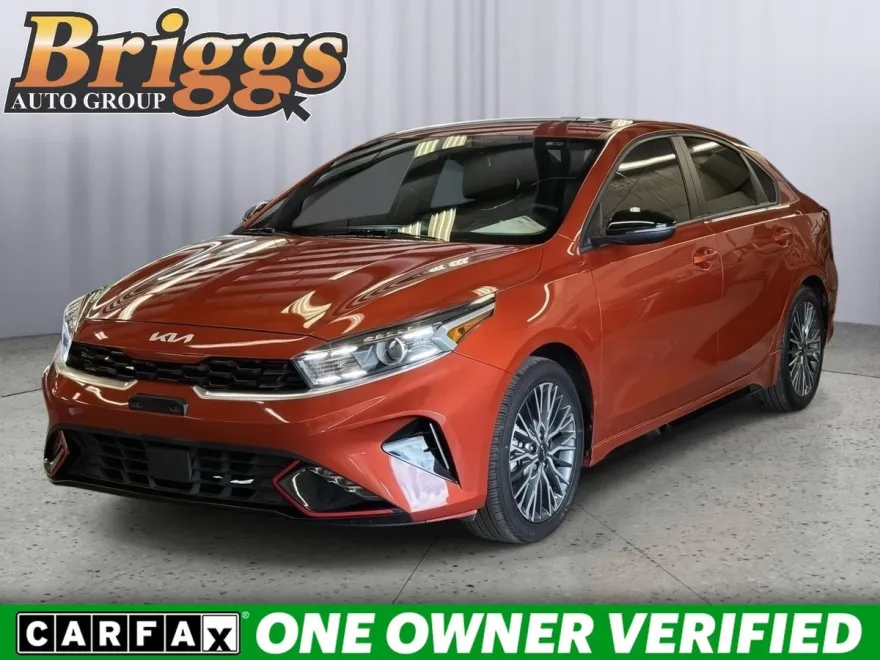 2023 Kia Forte GT-Line photo 1