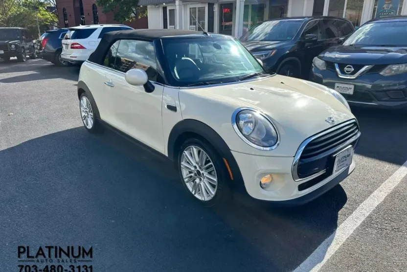 2017 Mini Cooper Convertible photo 1