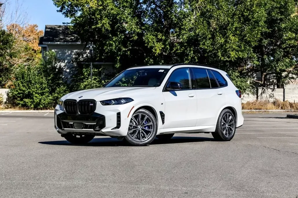 2026 Bmw X5 M60i photo 1