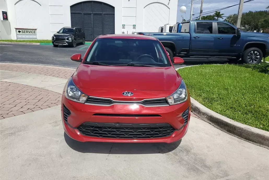 2021 Kia Rio S photo 1