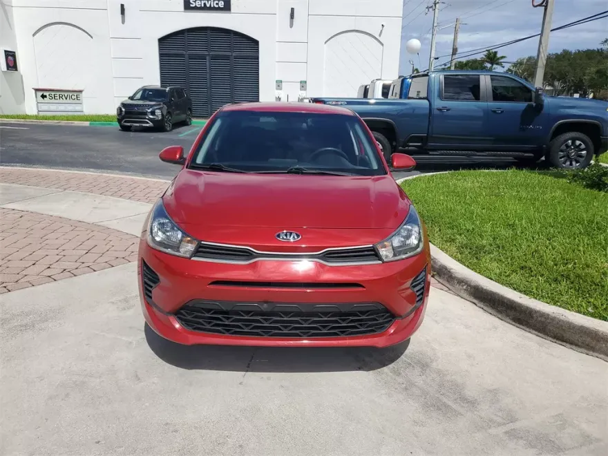 2021 Kia Rio S photo 1