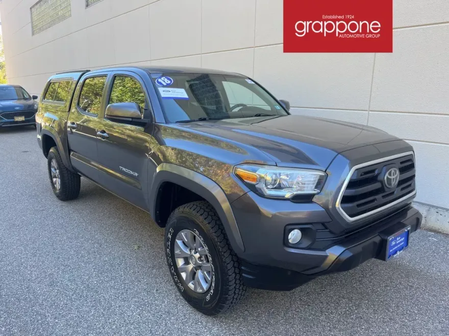 2018 Toyota Tacoma SR5 photo 1