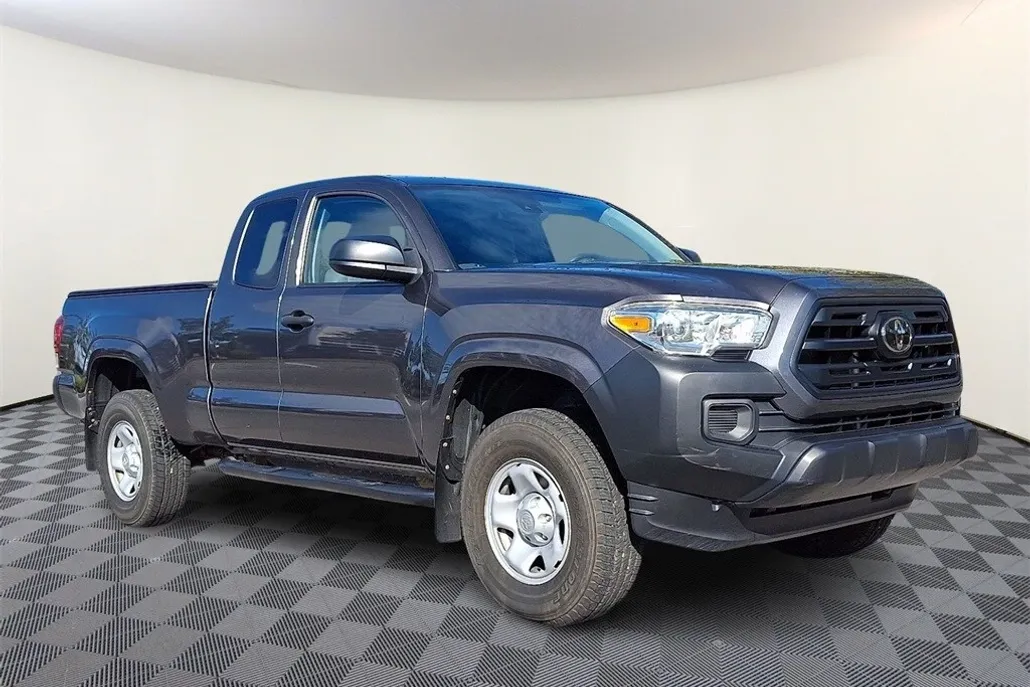 2019 Toyota Tacoma SR photo 1