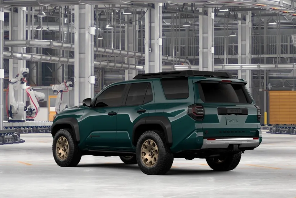 2025 Toyota 4Runner photo 1