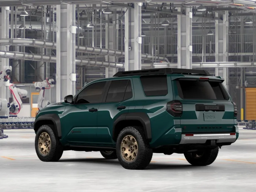 2025 Toyota 4Runner photo 1
