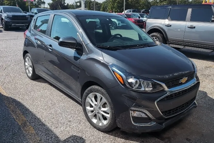 2022 Chevrolet Spark 1LT photo 1