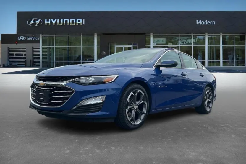 2023 Chevrolet Malibu 1LT photo 1
