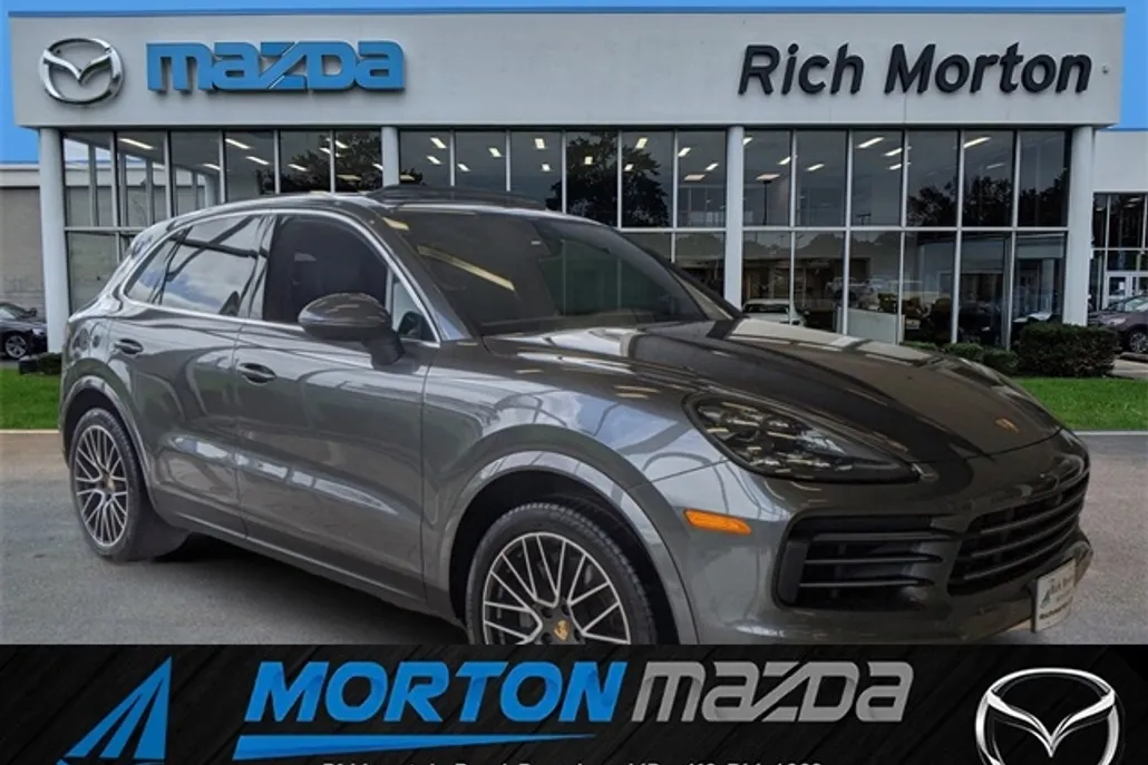 2019 Porsche Cayenne S photo 1