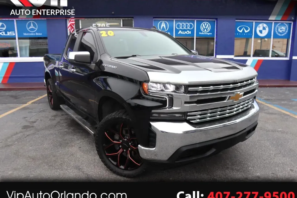 2020 Chevrolet Silverado 1500 LT photo 1