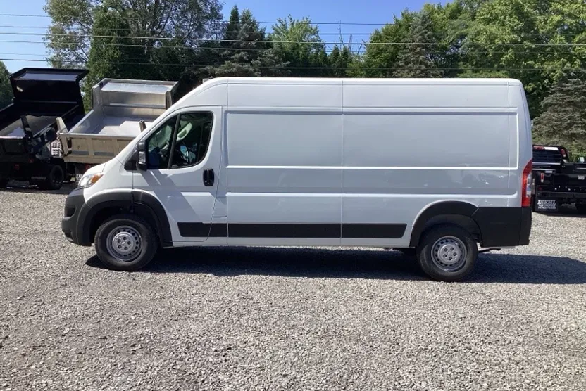2024 Ram ProMaster 2500 photo 1