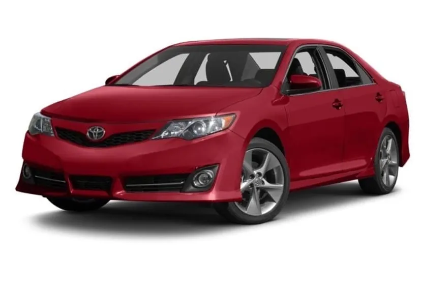 2013 Toyota Camry SE photo 1