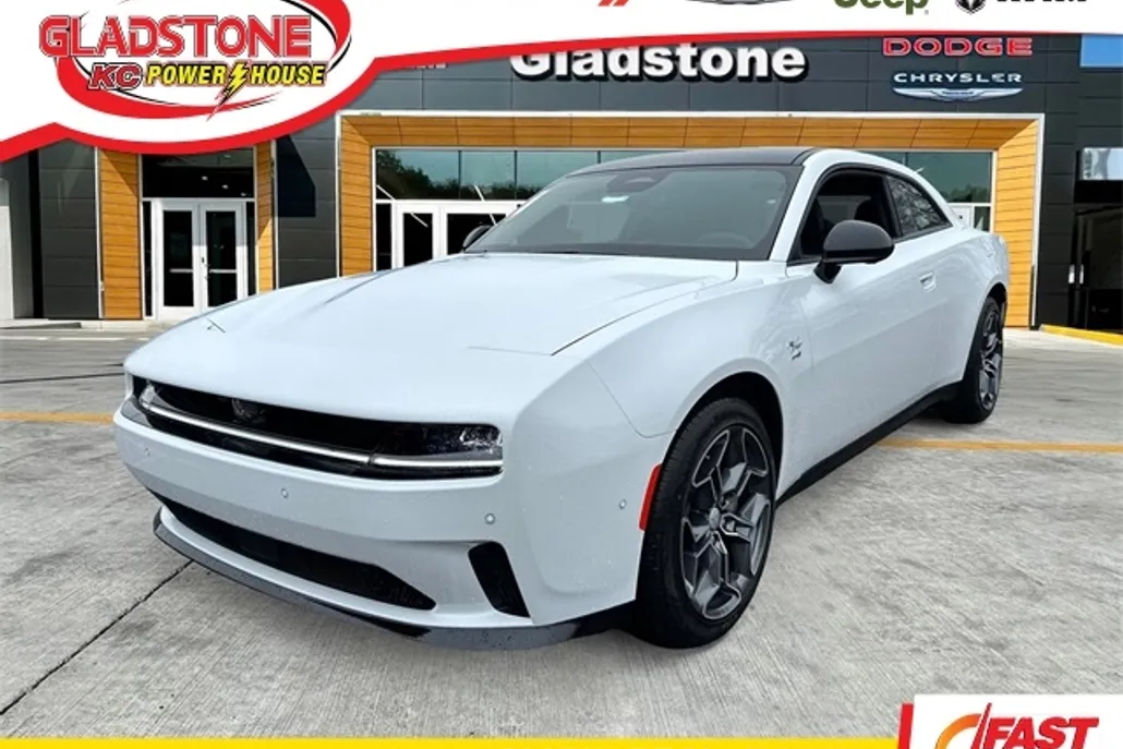2024 Dodge Charger R/T photo 1