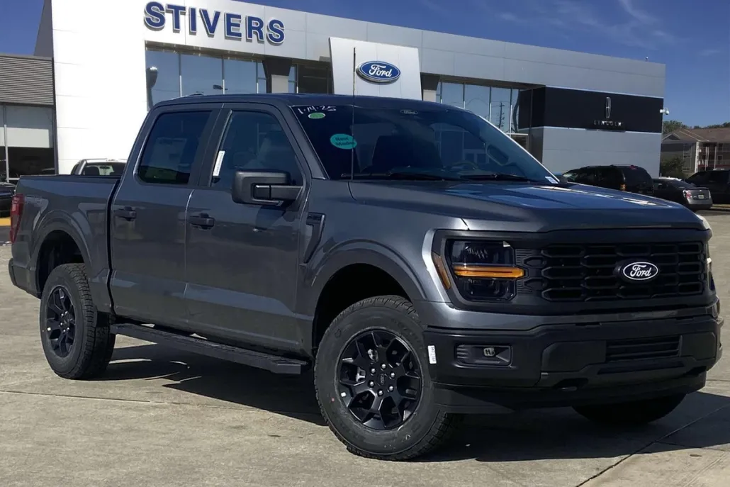 2025 Ford F-150 STX photo 1