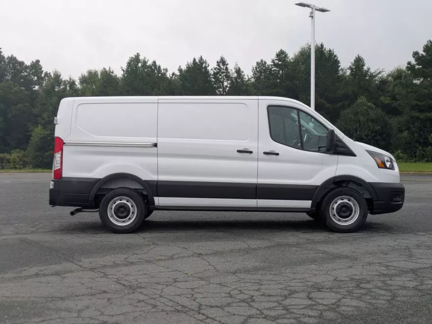 2025 Ford Transit Cargo Van photo 1