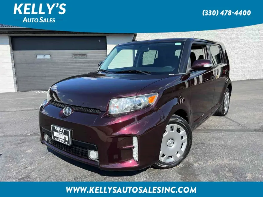 2015 Scion xB photo 1