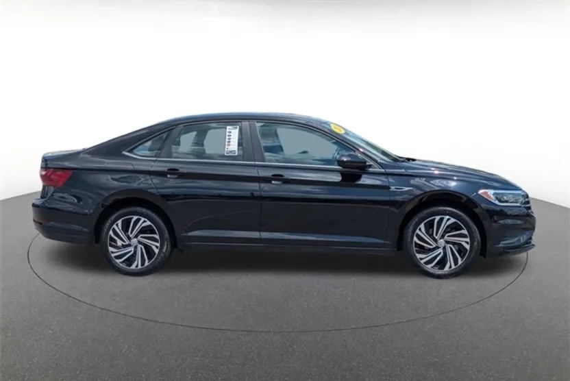 2021 Volkswagen Jetta SEL photo 1