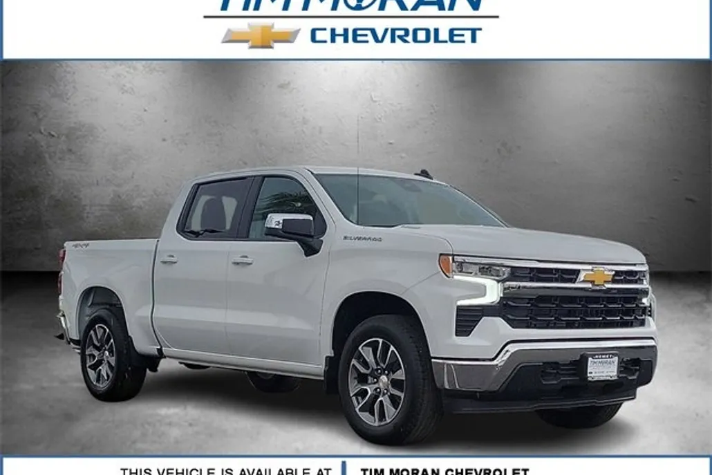 2026 Chevrolet Silverado 1500 LT photo 1