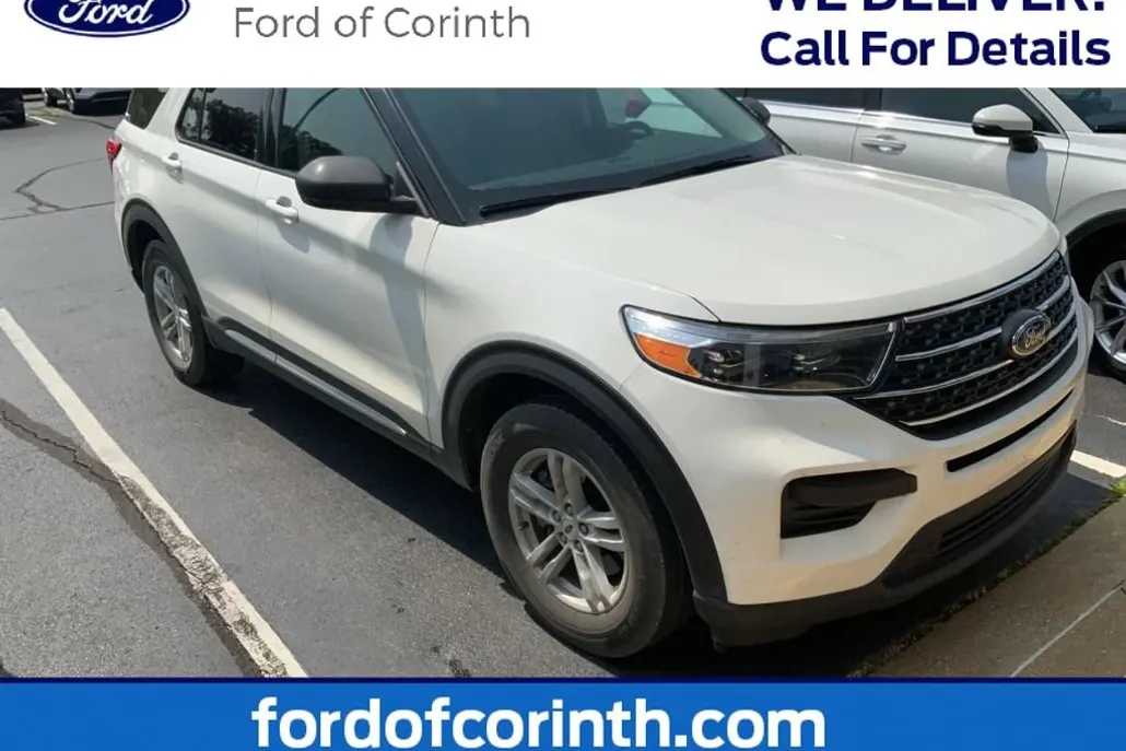 2023 Ford Explorer XLT photo 1