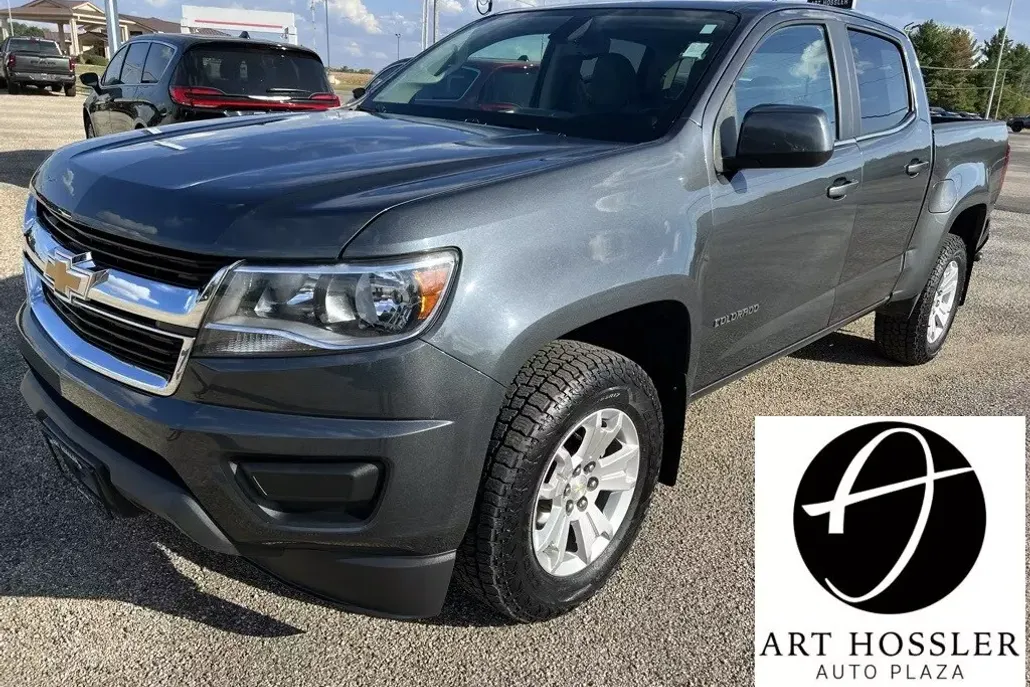 2017 Chevrolet Colorado LT photo 1
