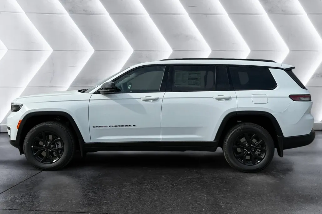 2025 Jeep Grand Cherokee Altitude X photo 1