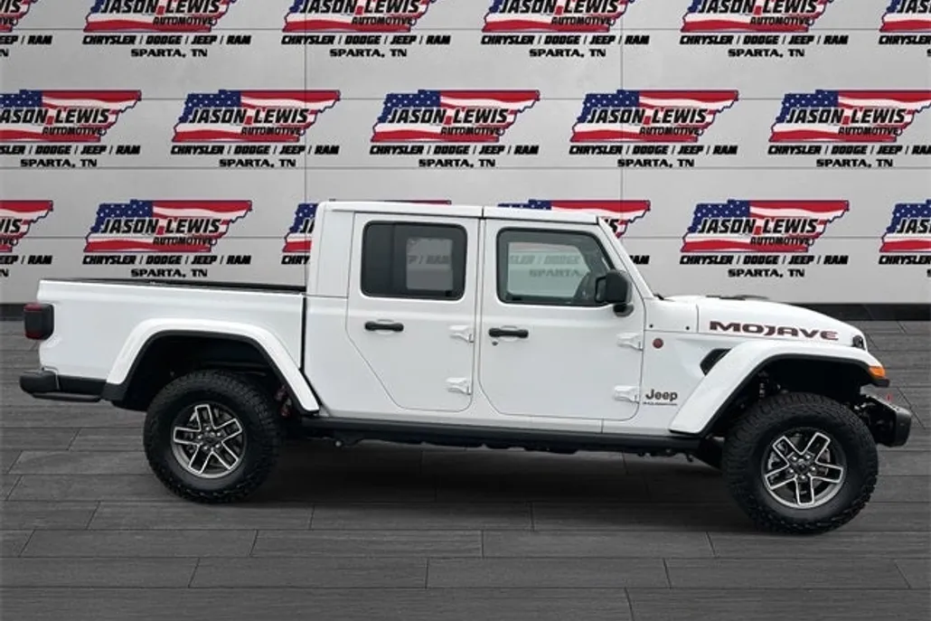 2025 Jeep Gladiator Mojave photo 1