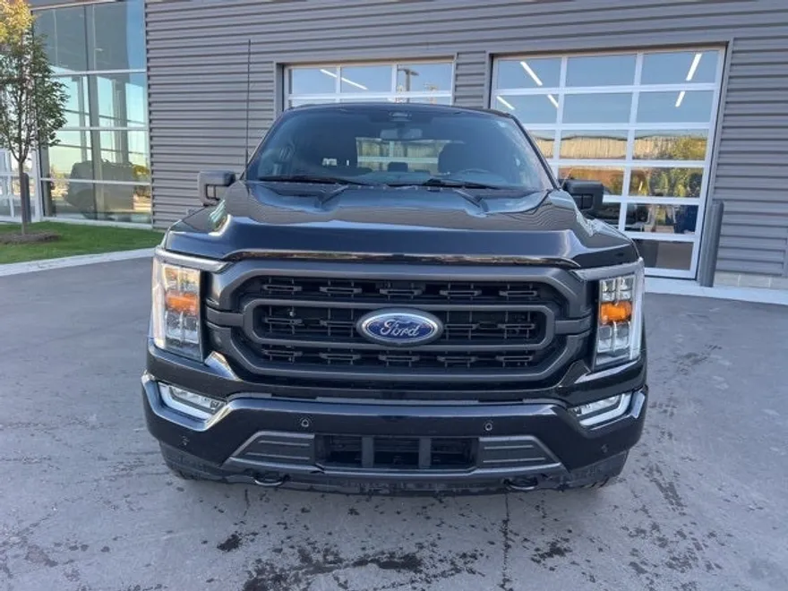 2021 Ford F-150 XLT photo 1