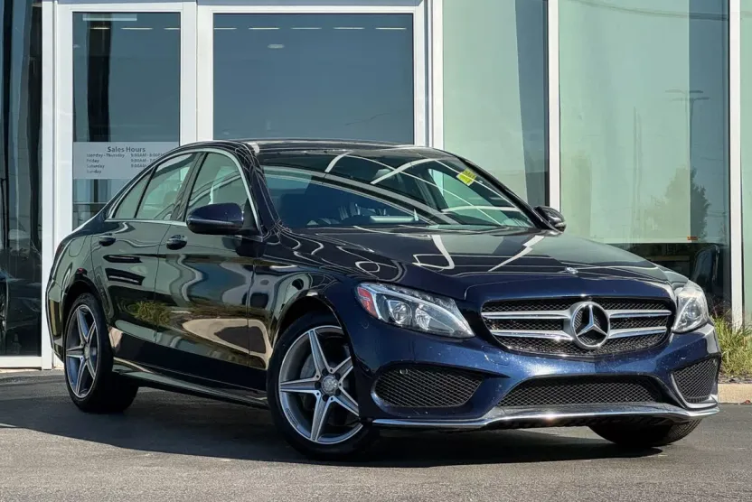 2016 Mercedes Benz C 300 4MATIC Sedan photo 1
