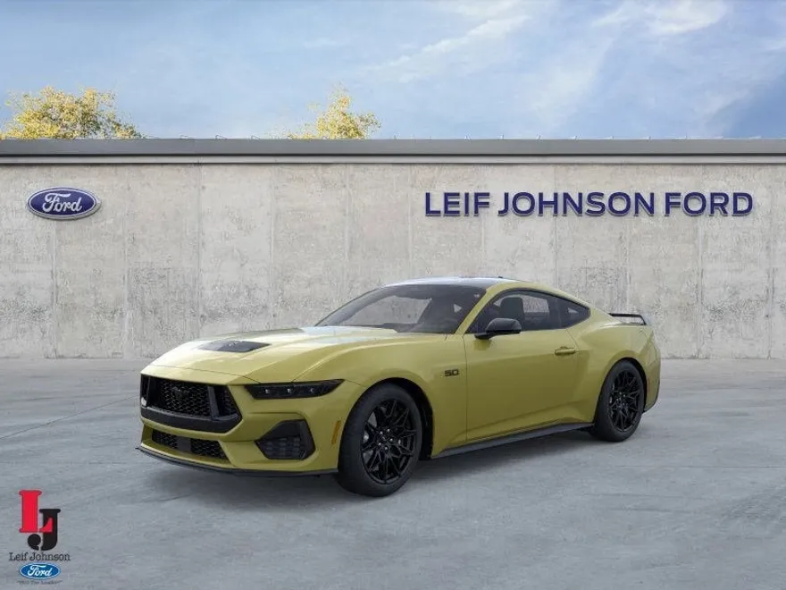 2025 Ford Mustang GT photo 1
