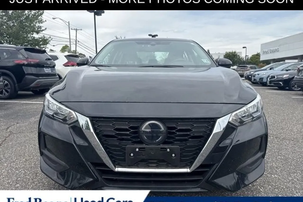 2022 Nissan Sentra S photo 1