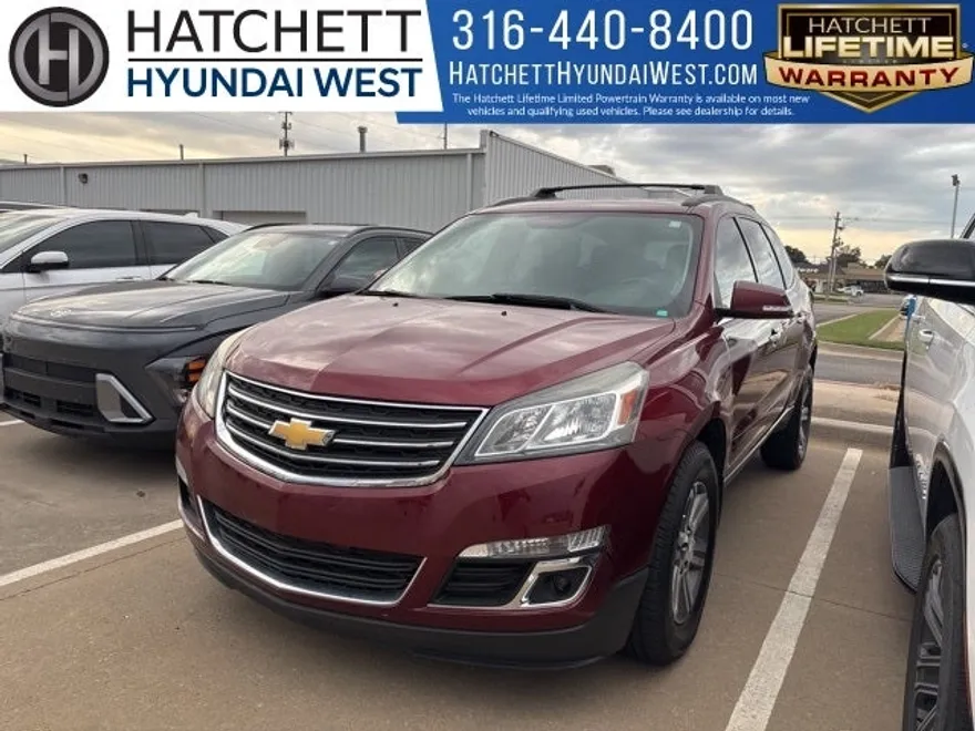 2015 Chevrolet Traverse 2LT photo 1