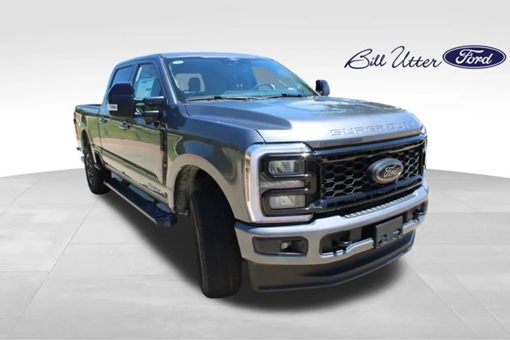 2025 Ford F-250 photo 1