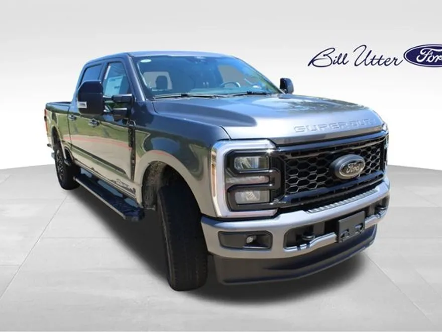 2025 Ford F-250 photo 1