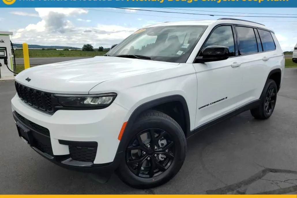 2025 Jeep Grand Cherokee Altitude X photo 1
