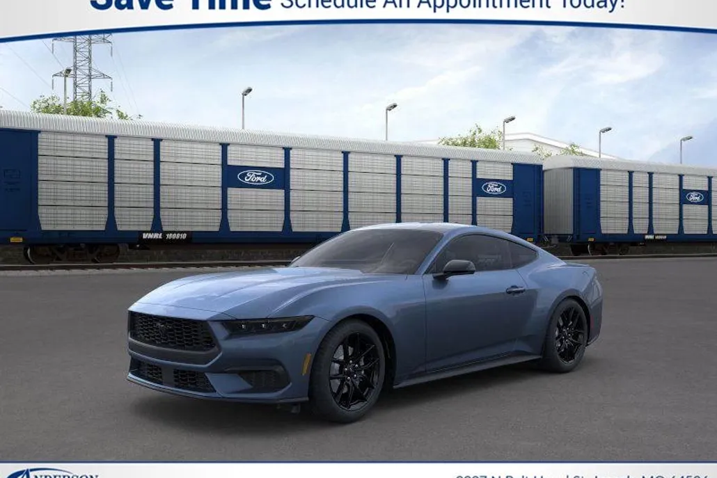 2025 Ford Mustang EcoBoost photo 1