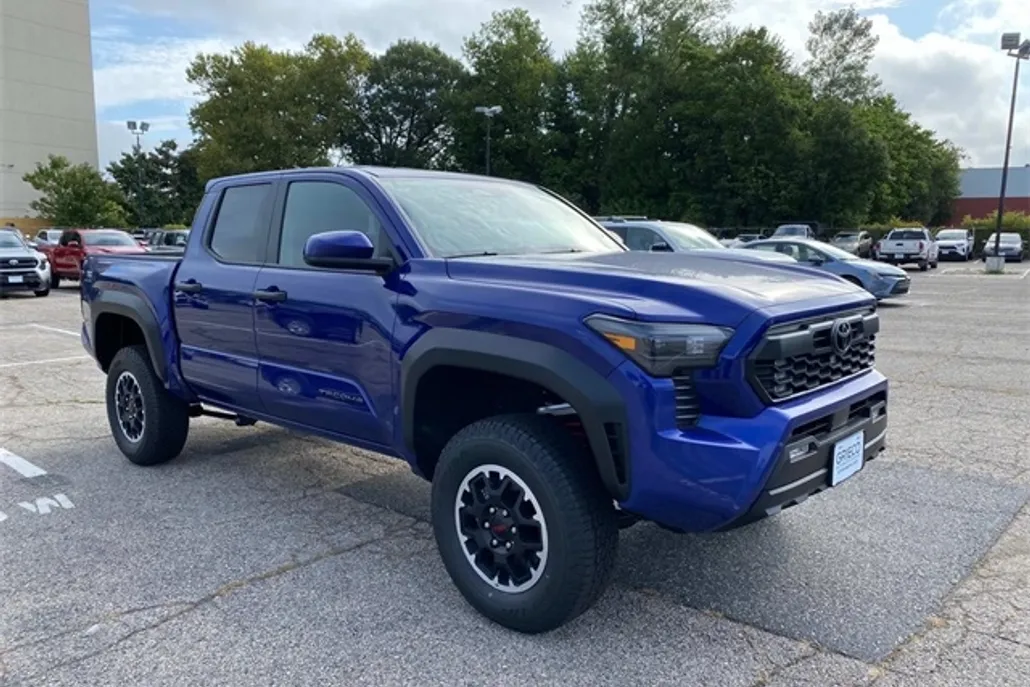 2025 Toyota Tacoma TRD Off-Road 4x4 Double Cab photo 1