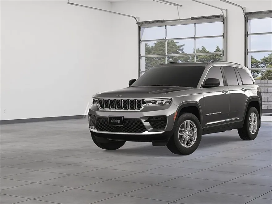 2025 Jeep Grand Cherokee Laredo X photo 1